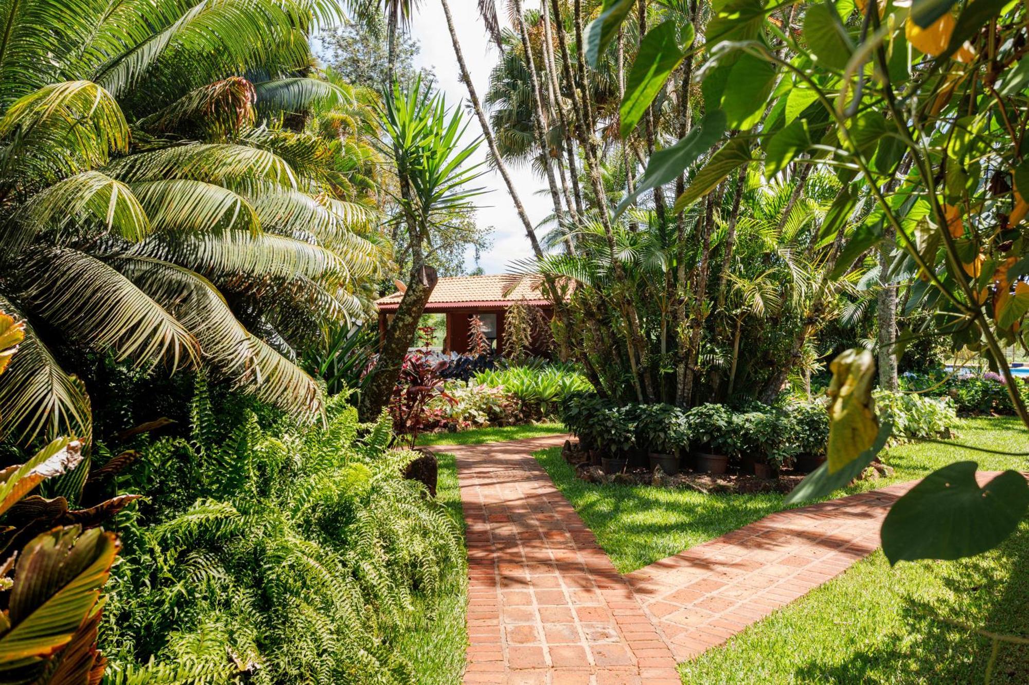Shangri-La Hotel Fazenda Brotas Exterior foto