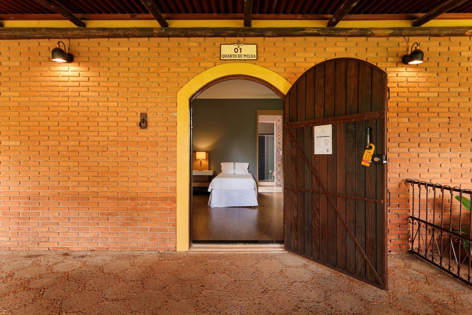 Shangri-La Hotel Fazenda Brotas Exterior foto